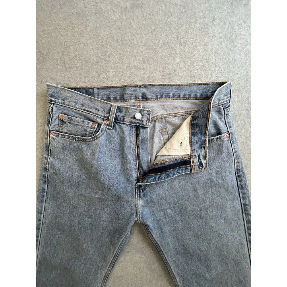 Levi's 505 Men's Light Wash Blue Denim Straight Jeans Size 35 x 30 Regular Fit